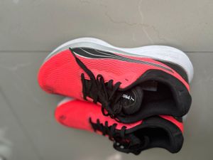Puma Neon Pink Sport Shoes