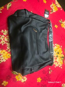 Chic Black Handbag very spacious and soft