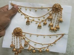 Beutiful Earings With Jhumka Chain