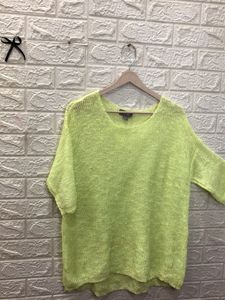 Lime Green Knit Top🕸️🕶️🕷️‼️