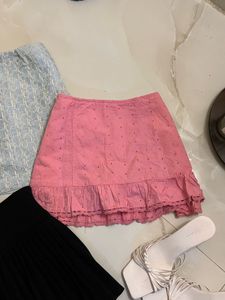 Pretty pink skirt with shorts inside