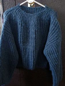 Very Pretty Wollen Sweater