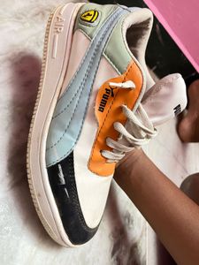 Puma Sneakers
