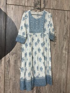 White Kurti