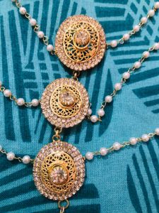 Matha Patti headpiece-Golden &amp;pearl