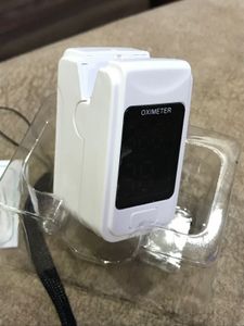 Pulse Oximeter - Monitor Blood Oxygen &amp; Heart Rate