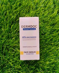 15 Ml Dermdoc 10% Niacinamide Face Serum