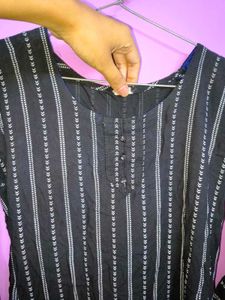 Black Kurti