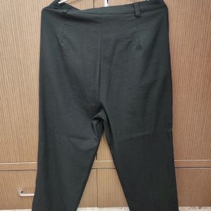 Black High-waist Pleated Trousers For Women | 32