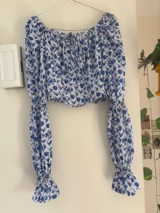 Floral Print Off-Shoulder Top