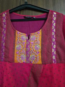 A Line Layered Kurti