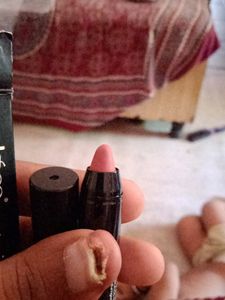 Plum Twist &amp; Go Matt Lipstick 131 The Rose One