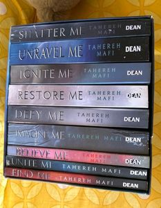 BOOK SET: Shatter Me Boxed Set Of 9 Premium Novels