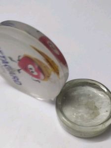 2 Paper Weights