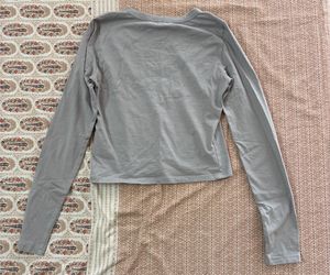 H&amp;M Light Grey Fitted Top