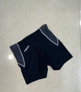DECATHLON SHORTS
