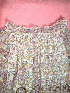 Floral Off-Shoulder Ruffle Sleeve Top