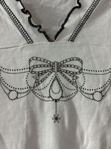white bow y2k top
