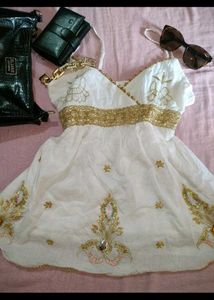 Very Pretty Sleeveless Top