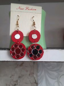 💥Beautiful Red Earrings💥