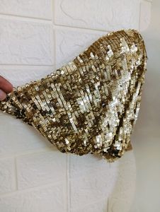 GOLDEN COLOR CROP SHRUG