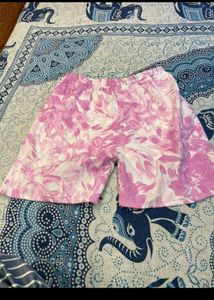 Beautiful Pink Floral Print Low Waist Shorts