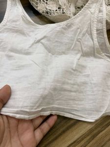 ZARA Girls White Crochet Top – Size 9Y (134cm)