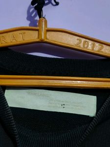 Off-White Arrows Graphic Sweatshirt