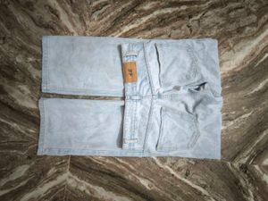 Light Wash Straight Leg Jeans
