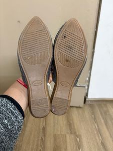 Embroidered Ethnic Juttis combo set of 3 pairs