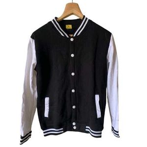 Size M Classic Varsity Jacket
