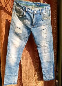 Wrangler Distressed Jeans
