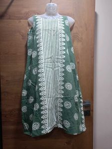 💚Sleeveless Green & White Print Cotton Maxi