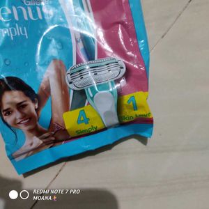 Gillette Venus Razors (4) and one free