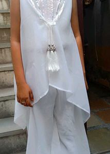 Girls Shrug Crop Top And Plazzo