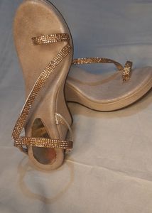*PRICE DROP* Diamond Golden Heels Sandal