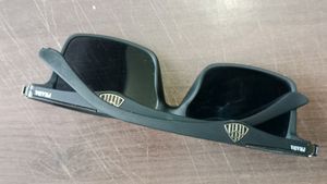 UV Sunglasses for Men in Black..