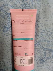 Aqualogica Radiance+ Oil-Free Moisturizer