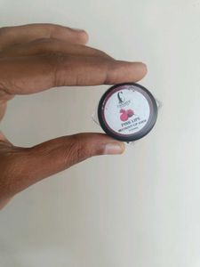 Kiro PinkGuava Lipgloss And A Lipscrub