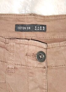 Brown belted high-waisted pants