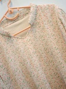Women Georgette Top With Ambarella Sleeves
