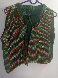 Women Sleevless Jacket