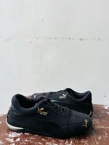 Puma Black Sneakers