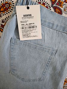 Straight Fit High Waist Jeans