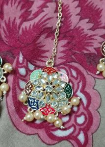 Kundan &amp; Pearl Hair Accessory