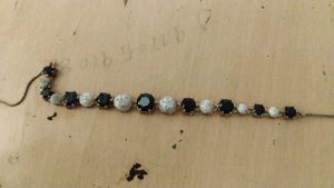 Elegant Black &amp; White Beaded Bracelet
