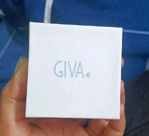 GIVA Silver Bold Ring