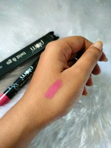 Plum Twist &amp; Go Matte Lip Crayon