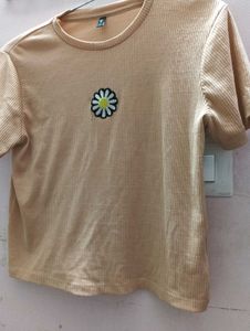 Biege Simple Top.