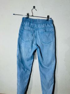Denim  Jeans For Girls Size 26-28 Straight Fi